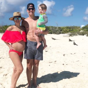 Bahamas, bucket list, adventure, tours, beach, paradise, swimming with the pigs, swimming pigs, Exuma, swimming with sharks, nurse sharks, shark dive, island, beach, best beaches, Carribean